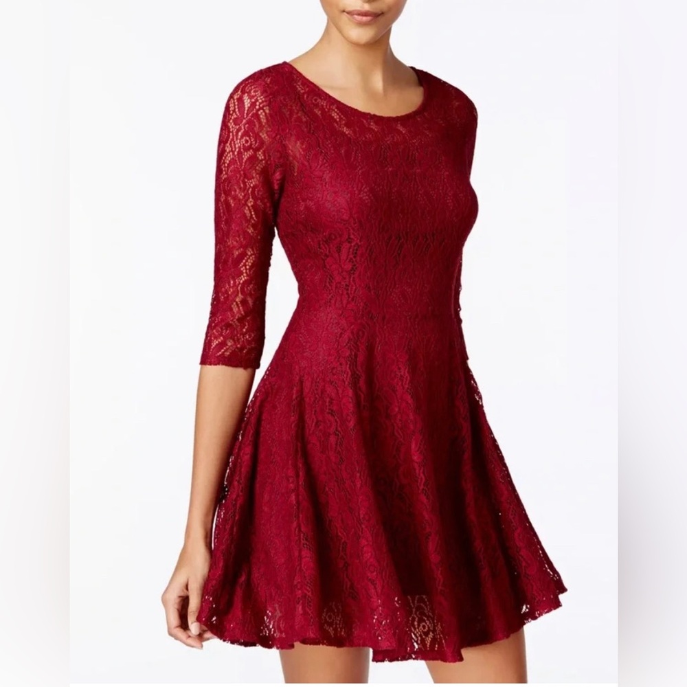 Fishbowl Marron Lace dress. Size:M. Gently Used.